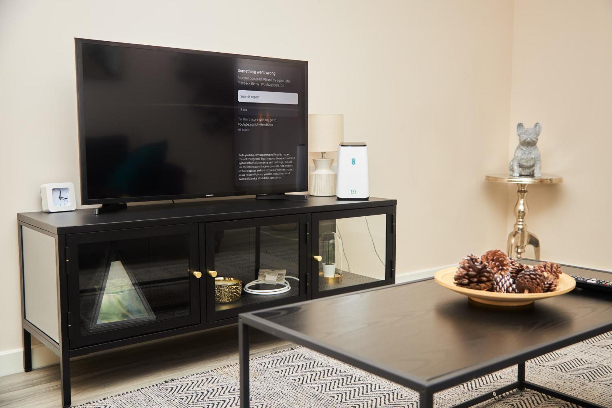 Deluxe And Cozy Two Bedroom With 1 Bathroom And Open Balcony Manchester Exteriér fotografie