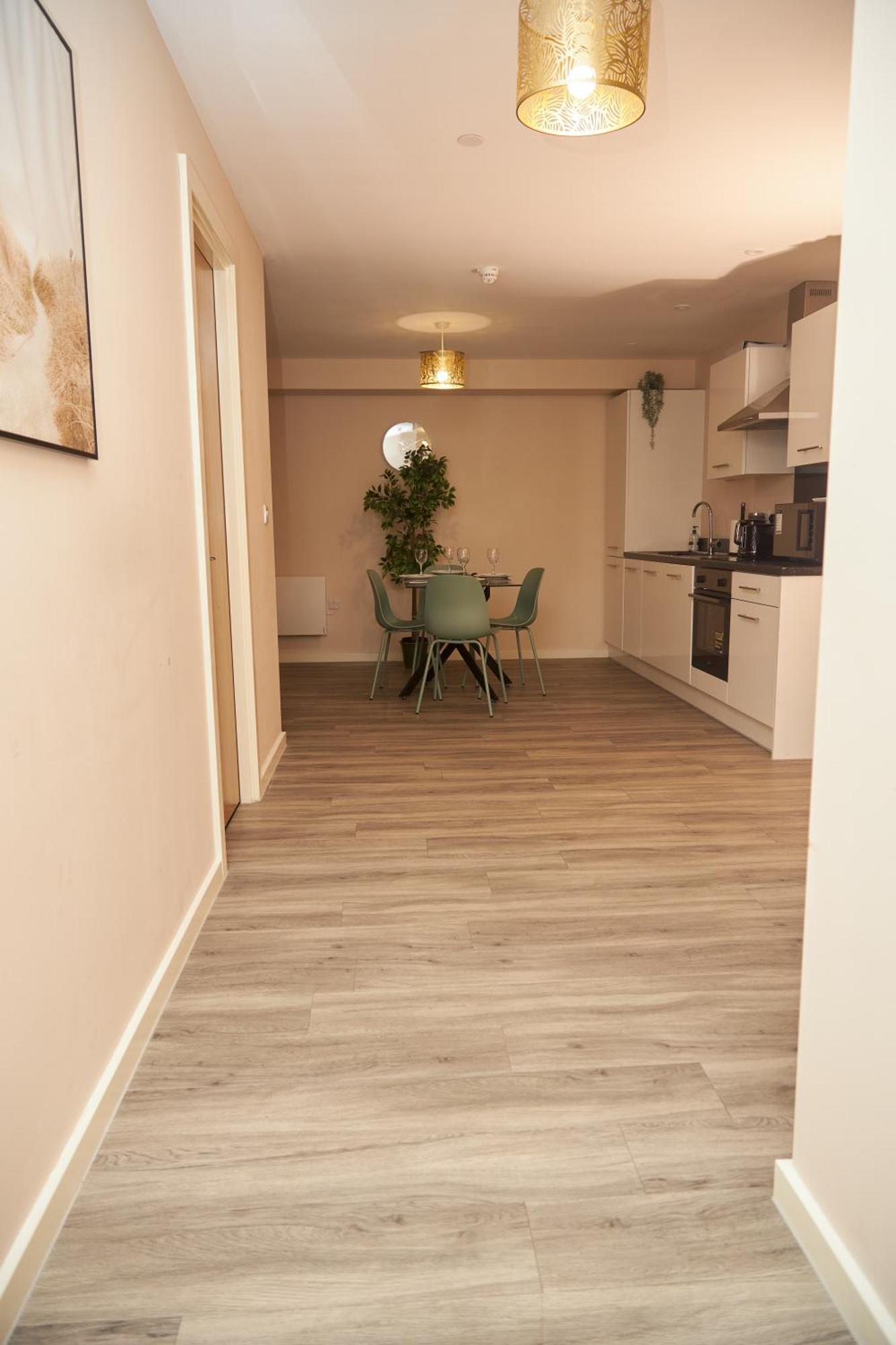 Deluxe And Cozy Two Bedroom With 1 Bathroom And Open Balcony Manchester Exteriér fotografie